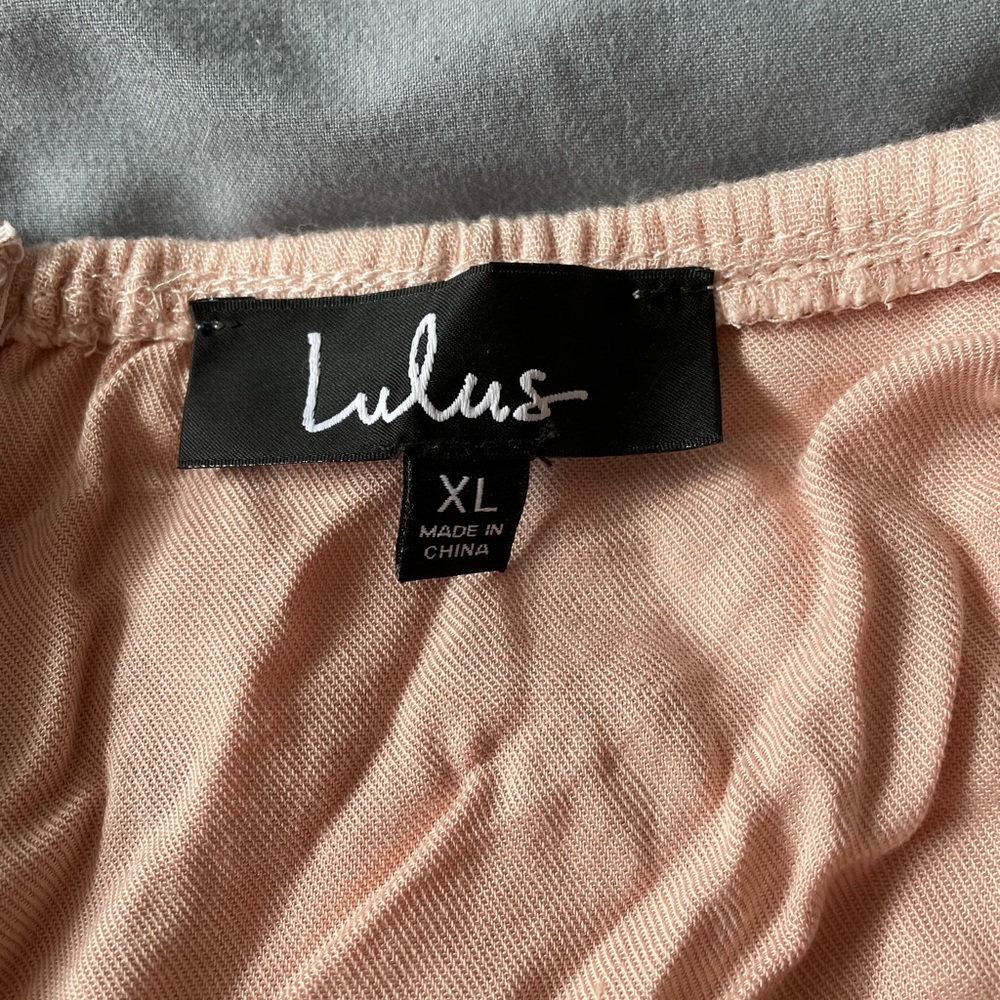Lulu's Pink Chemise Satin Elegance nwt - Picture 3 of 5